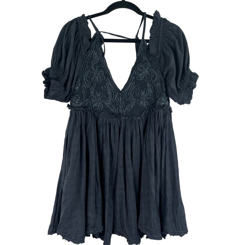Free People Gray Off Shoulder Babydoll Blouse Floral Pipping Sheer Size XS Fairy
